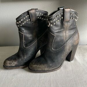 Distressed black leather Jenny Stud dress boot short Frye bootie